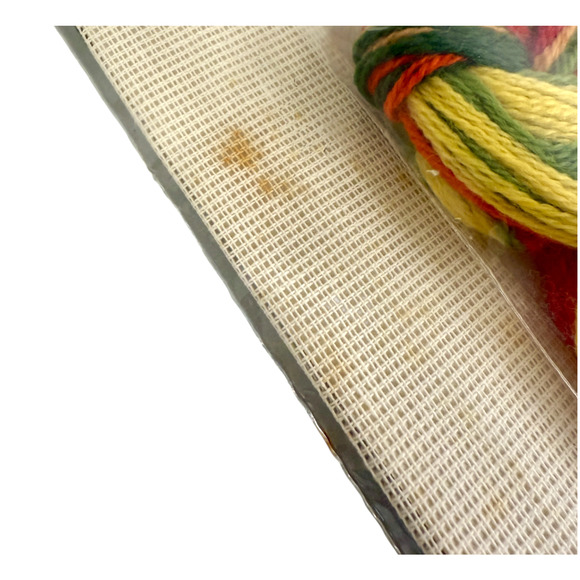 Bucilla Needlepoint Kit Tinted Tapestry 60038 Lilies Floral Vintage HTF NOS READ - Picture 7 of 7